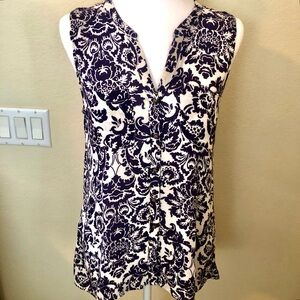 ARRATA Silent Gourney Dark Purple and White Sleeveless Top